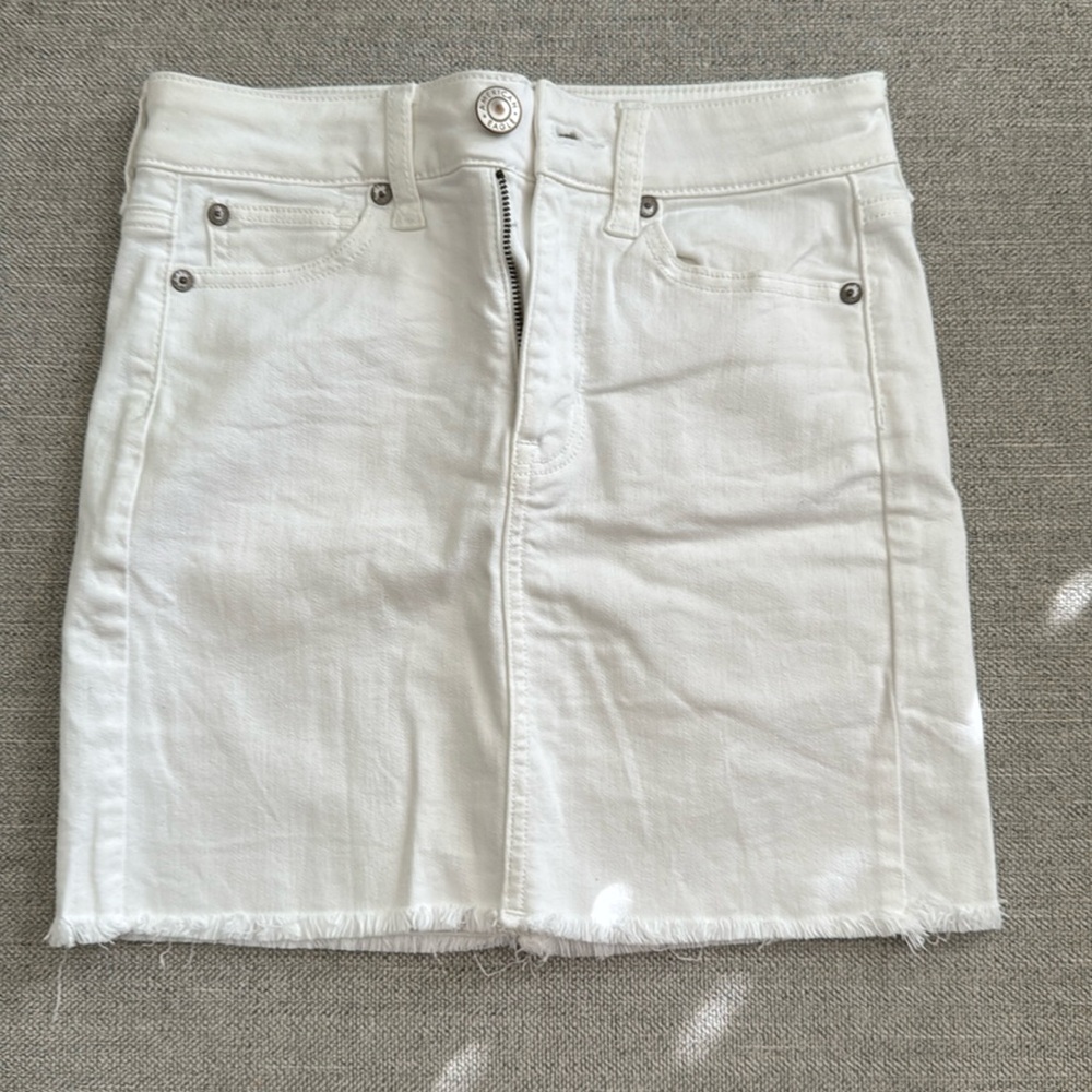 American Eagle super stretch skirt